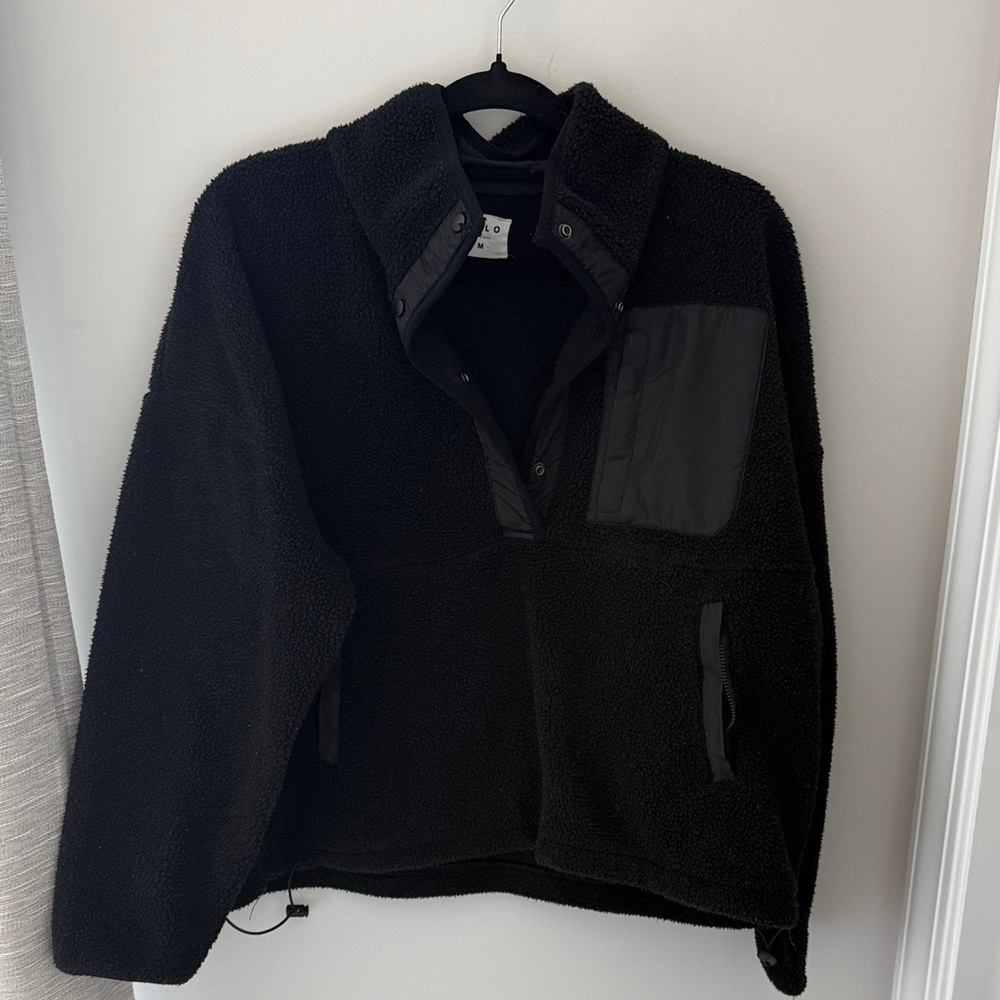 Black Fleece Pullover with Pocket